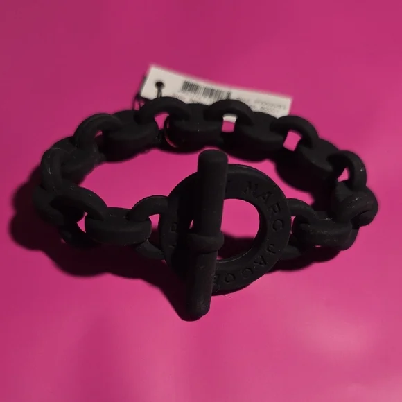 Marc Jacobs Black Gothic-Inspired Bracelet - Picture 6 of 6